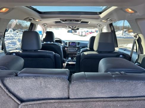 Used 2017 Honda Pilot Elite image 13
