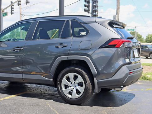 Used 2019 Toyota RAV4 LE w/ All Weather Liner Package AWD/4WD image 12