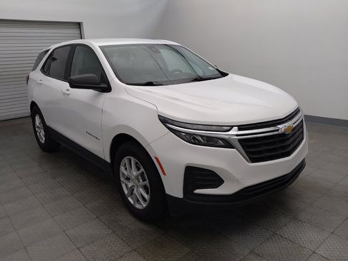 Used 2022 Chevrolet Equinox LS w/ LS Convenience Package FWD image 13