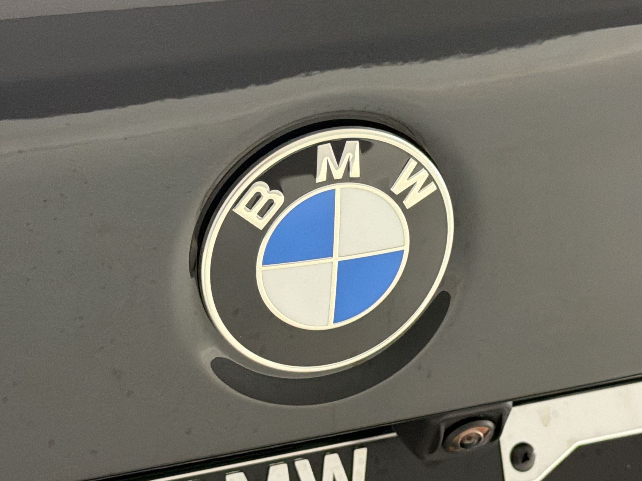 New 2026 BMW 330i Sedan w/ M Sport Package RWD image 33
