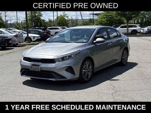 Used 2022 Kia Forte LXS w/ LXS Technology Package FWD image 5