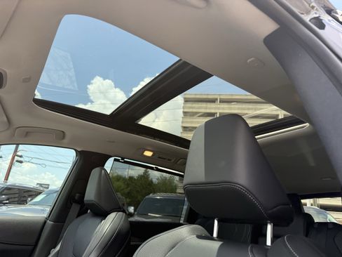 Certified 2026 INFINITI QX60 Luxe w/ Cargo Package image 12