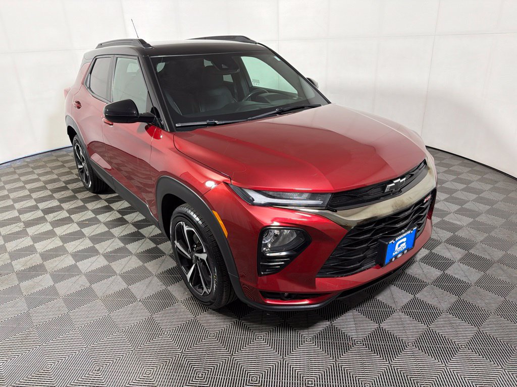Used 2022 Chevrolet TrailBlazer RS w/ Technology Package FWD image 1