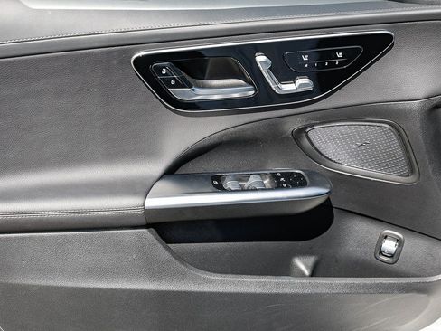 Certified 2025 Mercedes-Benz C 300 Sedan image 21