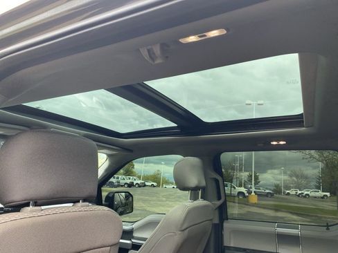 Used 2018 Ford F150 XLT w/ Equipment Group 302A Luxury AWD/4WD image 21