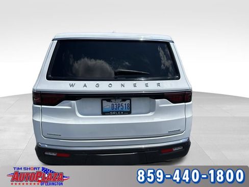 Used 2022 Jeep Wagoneer Series I AWD/4WD image 6