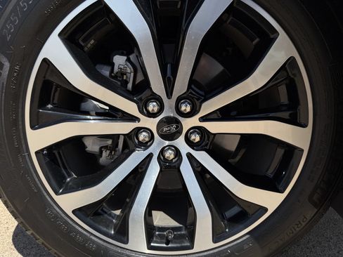 Used 2025 Ford Explorer ST-Line RWD image 10