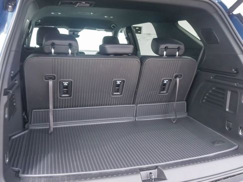 New 2026 Chevrolet Traverse LT w/ Driver Confidence Package FWD image 25