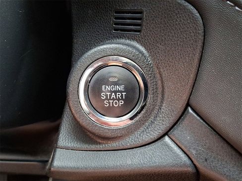 Used 2023 Subaru Outback Premium image 24