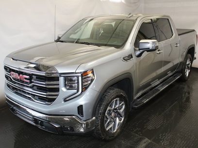 Used 2023 GMC Sierra 1500 SLT w/ SLT Premium Package