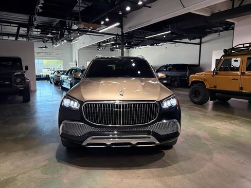 Used 2023 Mercedes-Benz Maybach GLS 600 4MATIC image 12