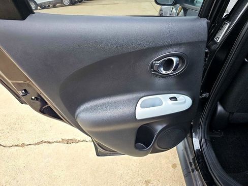 Used 2017 Nissan Juke SV image 13