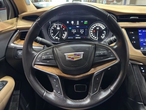 Used 2022 Cadillac XT5 Sportv w/ Platinum Package AWD/4WD image 23
