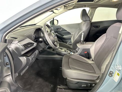 Used 2025 Subaru Crosstrek 2.0i Premium image 11