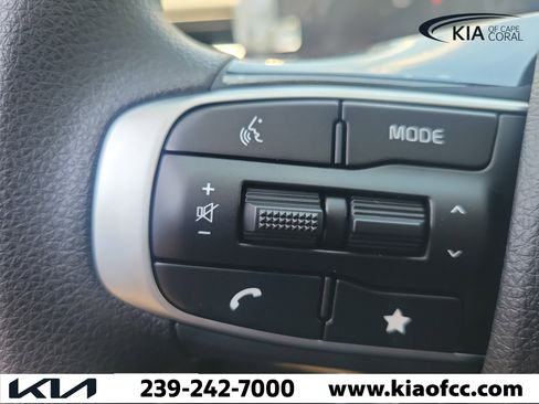 New 2026 Kia K5 LXS FWD image 32