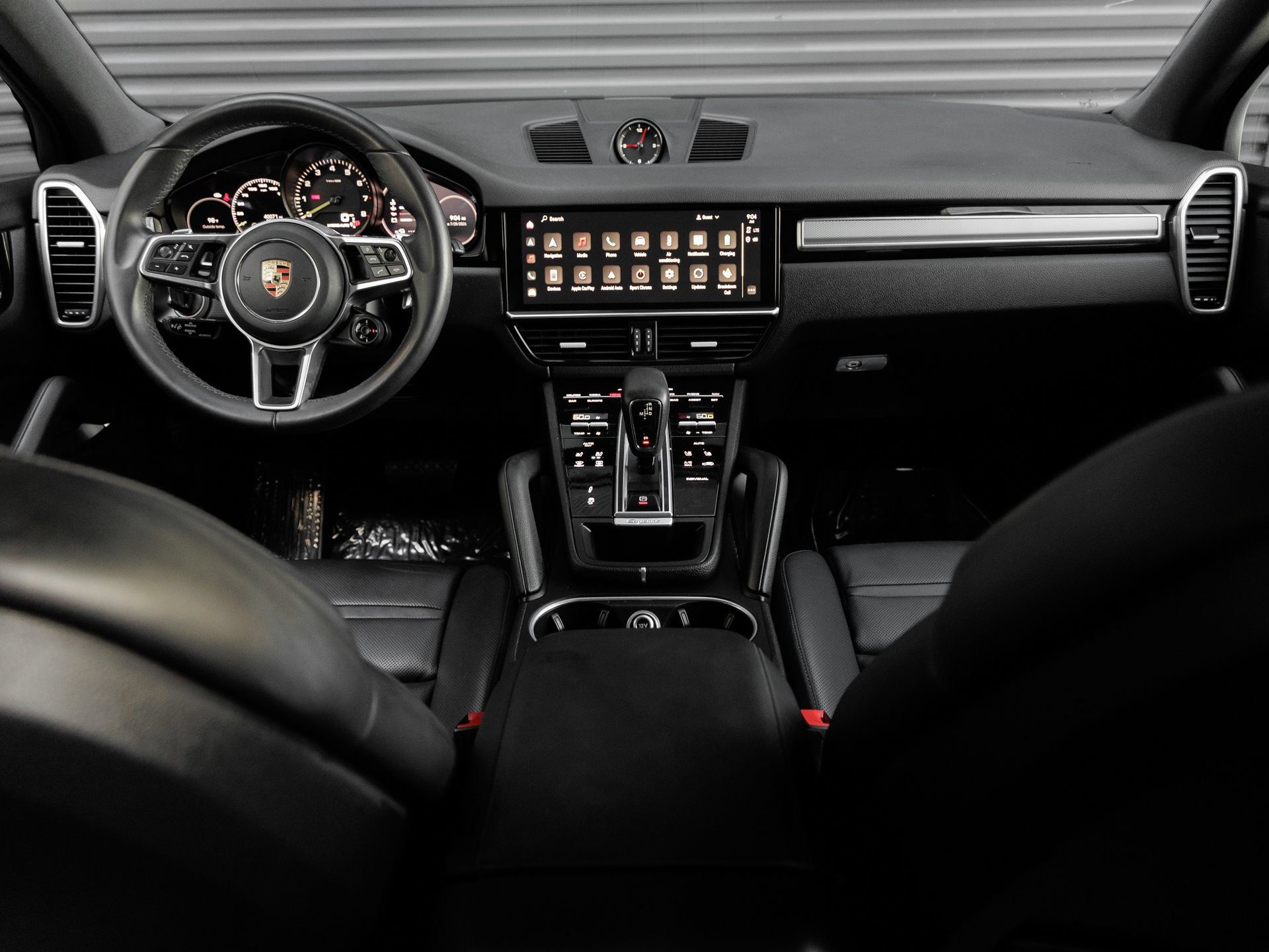 Certified 2023 Porsche Cayenne Platinum Edition AWD/4WD image 18
