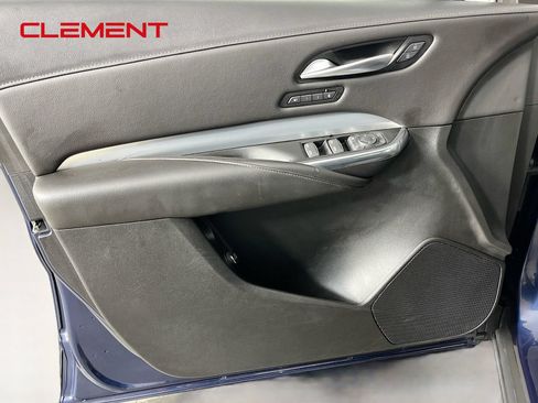Used 2021 Cadillac XT4 Premium Luxury FWD image 26