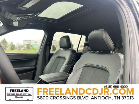 New 2025 Jeep Grand Cherokee L Altitude w/ Trailer Tow Package AWD/4WD image 18