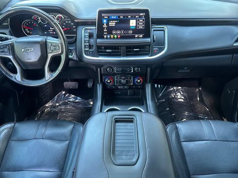 Used 2021 Chevrolet Suburban RST AWD/4WD image 16
