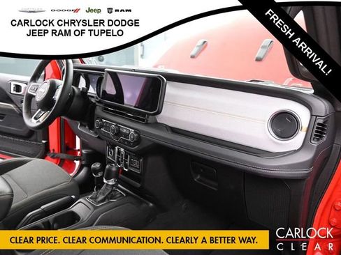 Used 2025 Jeep Wrangler Sahara w/ Safety Group image 42