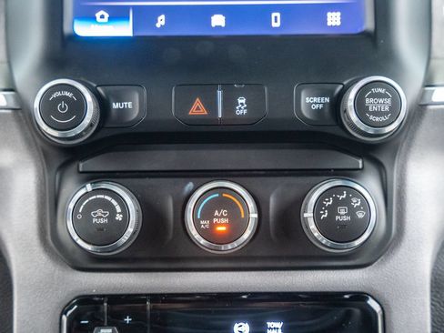 Used 2023 Chevrolet TrailBlazer LT w/ Convenience Package FWD image 29