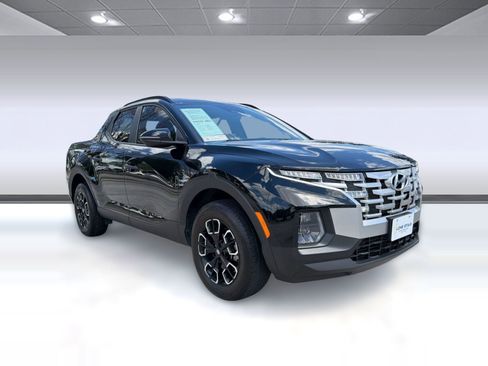 Used 2024 Hyundai Santa Cruz SEL w/ Activity Package image 6