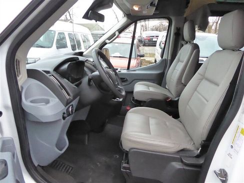 Used 2019 Ford Transit 350 XLT image 19