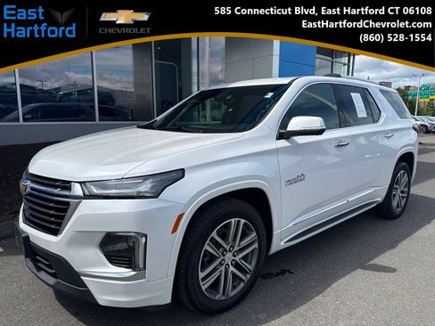 Used 2023 Chevrolet Traverse High Country AWD/4WD image 1