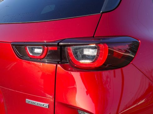 Certified 2024 MAZDA CX-50 AWD 2.5 S w/ Preferred Package image 5