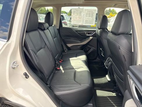 Used 2024 Subaru Forester Limited AWD/4WD image 10