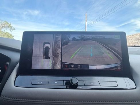 Certified 2025 Nissan Rogue SL w/ SL Premium Package image 30