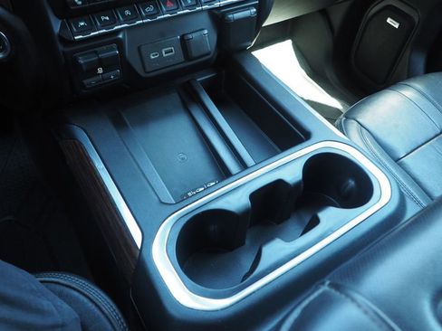 Used 2020 Chevrolet Silverado 1500 High Country w/ LPO, Dark Essentials Package AWD/4WD image 26