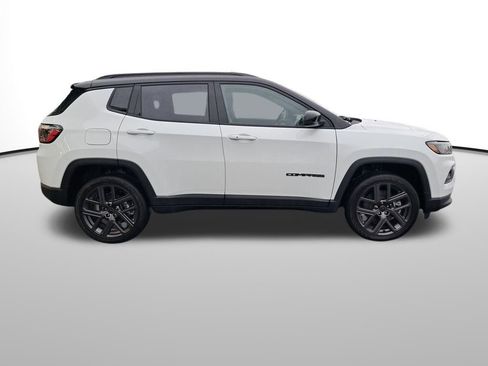 New 2026 Jeep Compass Limited w/ Sun, Sound & Navigation Group image 7