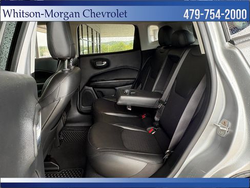 Used 2021 Jeep Compass Latitude FWD image 28