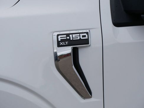 Certified 2022 Ford F150 XLT w/ Trailer Tow Package AWD/4WD image 12