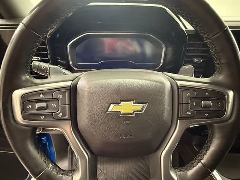 Used 2024 Chevrolet Silverado 1500 LT AWD/4WD image 9