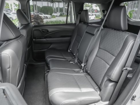 Used 2023 Honda Passport Elite image 35