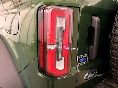 Used 2023 Ford Bronco Badlands AWD/4WD image 28