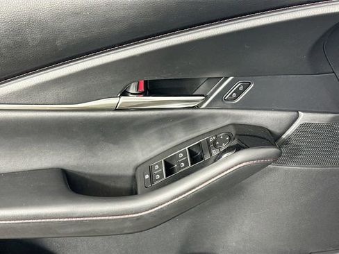 Used 2025 MAZDA CX-30 AWD 2.5 S w/ Preferred Package image 24