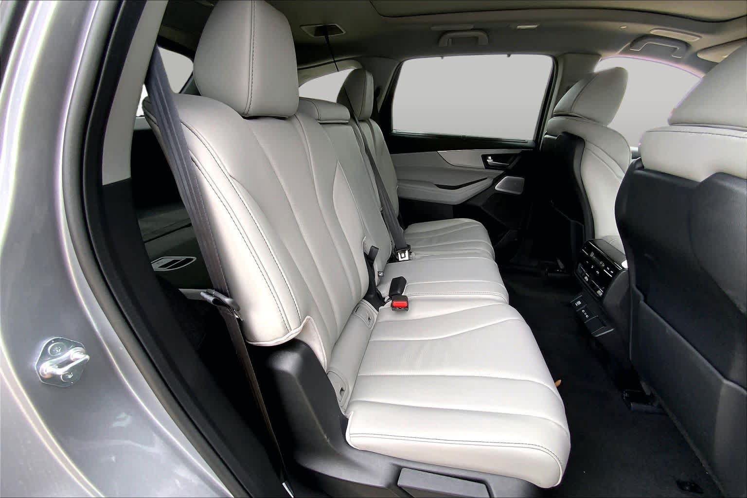 Used 2026 Acura MDX w/ Technology Package FWD image 21
