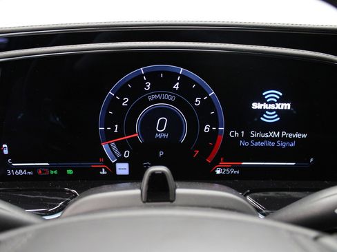 Certified 2023 Cadillac Escalade ESV V image 28