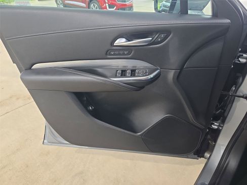 Used 2024 Cadillac XT4 Premium Luxury FWD image 23