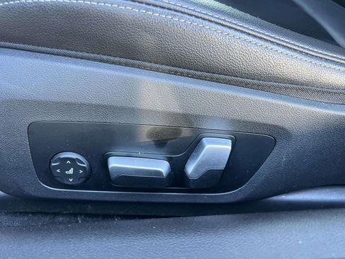 Used 2023 BMW 440i xDrive Convertible w/ Premium Package image 14