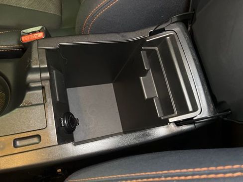 Used 2022 Subaru Crosstrek 2.0i Premium w/ Moonroof Package image 24