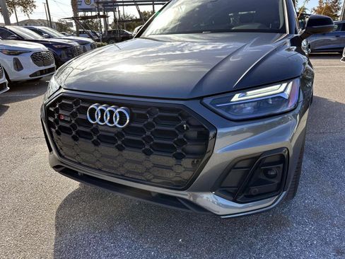 Used 2023 Audi SQ5 Premium Plus w/ Premium Plus Package image 8