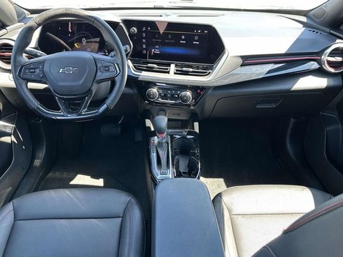 Used 2024 Chevrolet Trax RS w/ Driver Confidence Package image 13