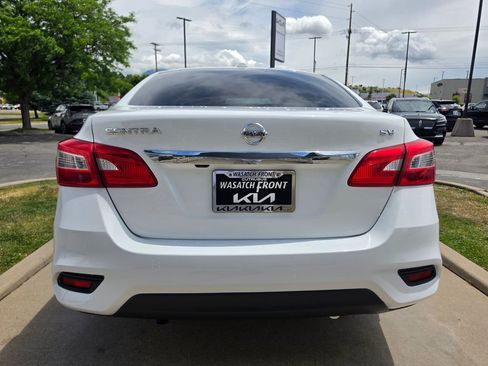 Used 2017 Nissan Sentra SV w/ Style Package FWD image 6