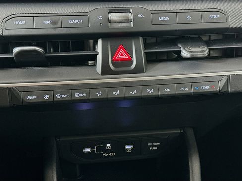 Used 2025 Kia K4 LXS image 24