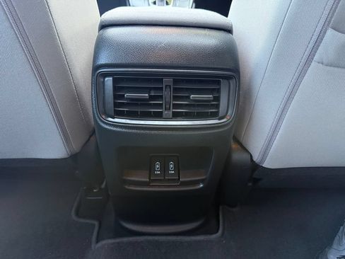 Used 2017 Honda CR-V EX image 19