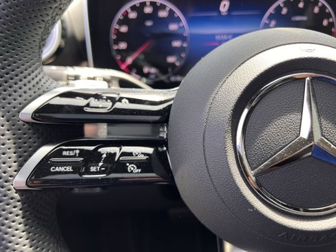 Certified 2025 Mercedes-Benz GLC 300 4MATIC image 19